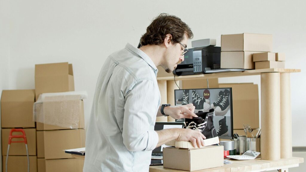 choosing the right ecommerce logistics provider