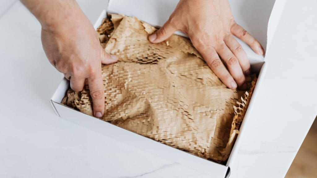 Callage recylclé dans un carton d'emballge