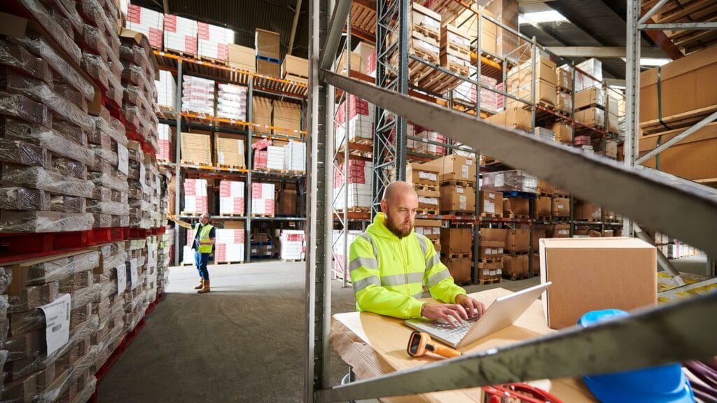 Vérification en entrepôt logistique 3PL